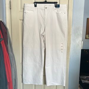 NWT Old Navy white extra high rise sky hi wide-leg jeans size 20
